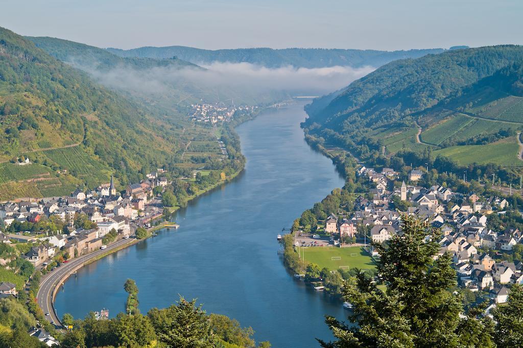 Hotel Moselterrasse Ediger-Eller Exteriér fotografie